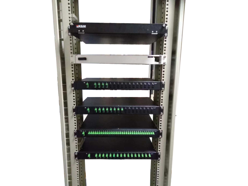 Rack aberto K&M_ETSI de 19 polegadas (2000x600x600)